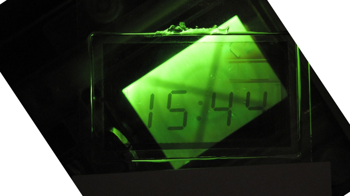 Polarized Light Emitting OLEDs Implemented at the  IGM Used as a Backlight for an LCD.