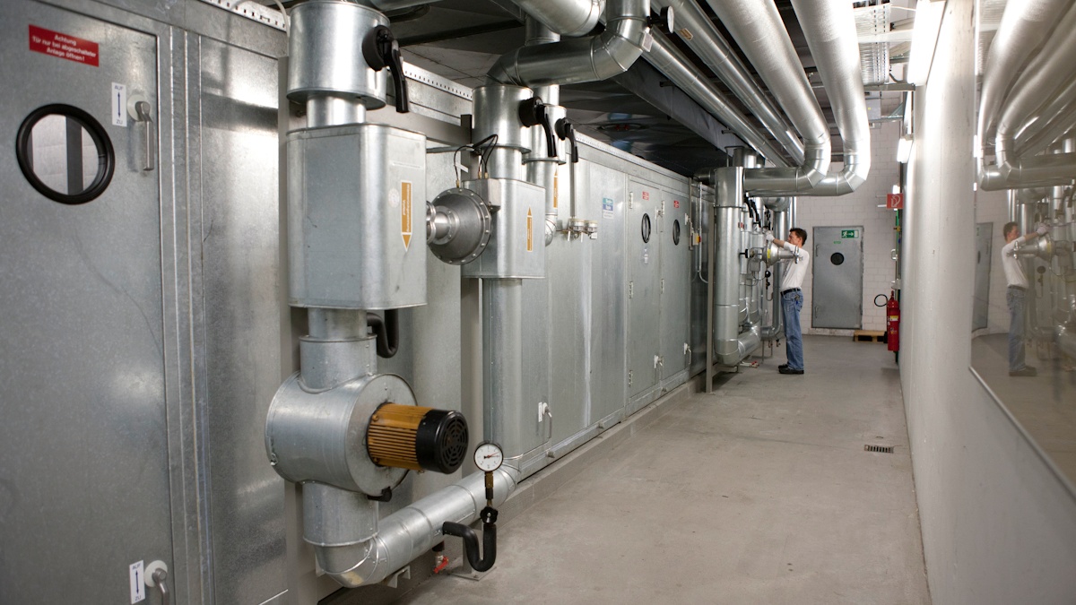 Utilities for the cleanroom